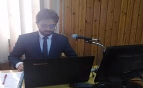 صورة د. أحمد كامل