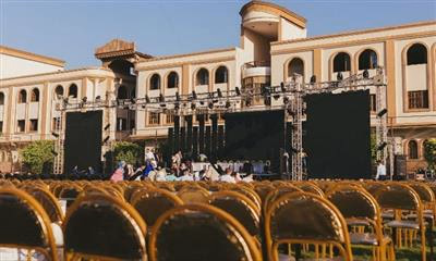 شعار الجامعة