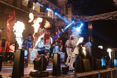 شعار الجامعة